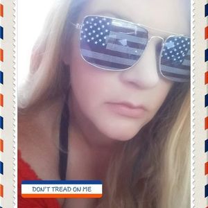 Meet your Posher, Kara